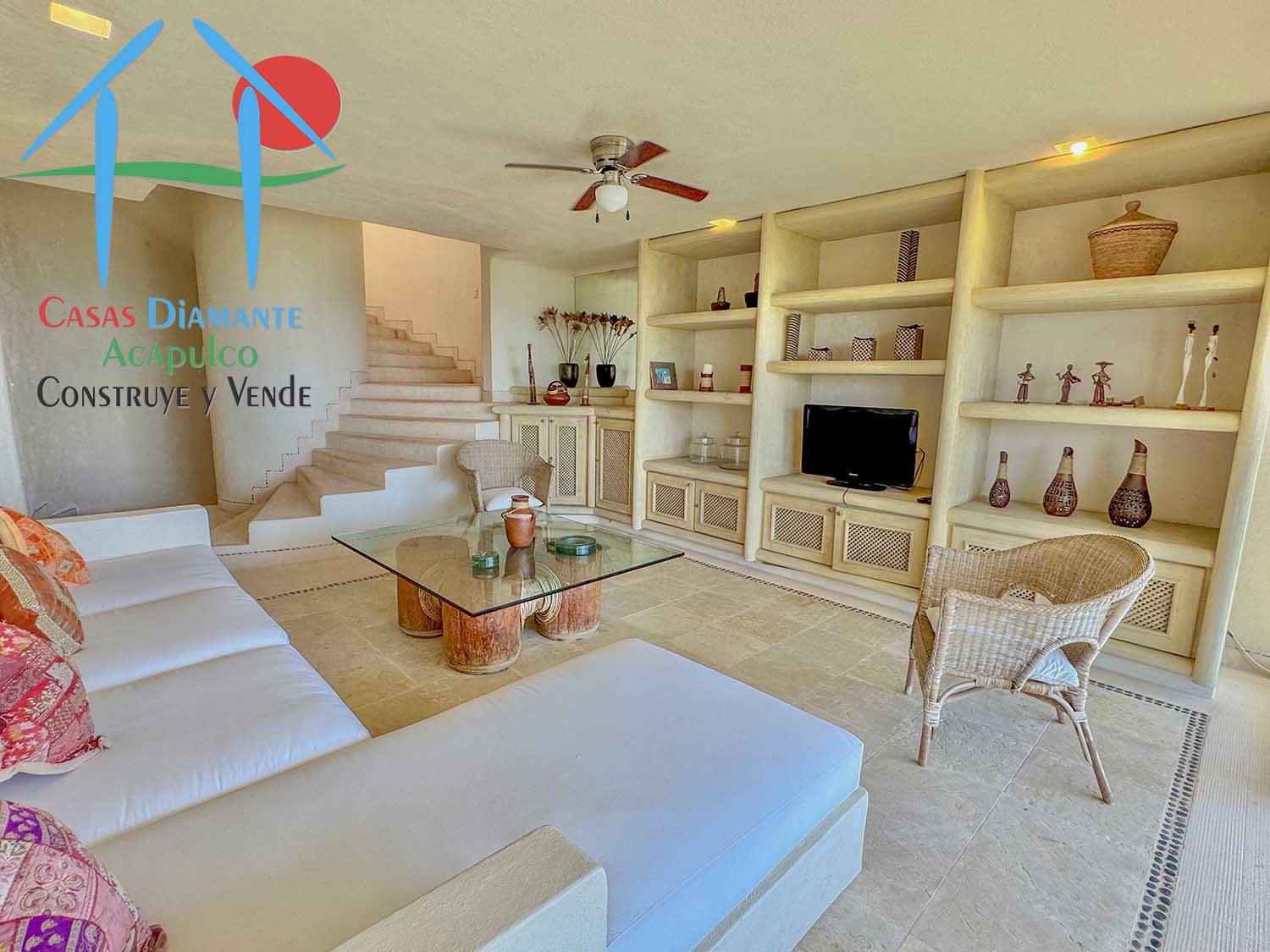 Cascada 8 - Sala de televisión 4